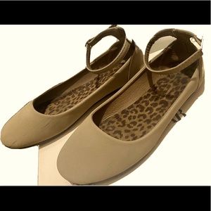 Chase & Chloe | Beige Ballet Flat with Ankle Strap